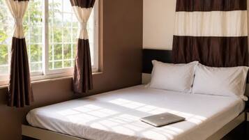Basic Double Room, Courtyard View