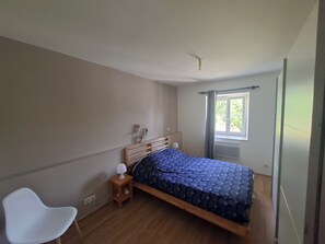 Unclassified image, 2 of 16, button - Vrbo Property (Montigny-sur-l'Ain)