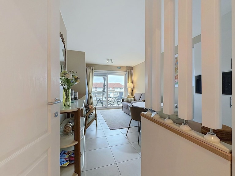 Cosy Apartment For 4 People With Pool, Wifi, Tv, Balcony And Pets Allowed - De Haan