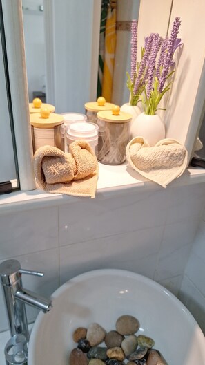 Bathroom - Vrbo Property (Montevideo)