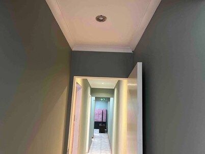 Serene 3-bedroom Apartment in Cape Town - Pets Welcome!