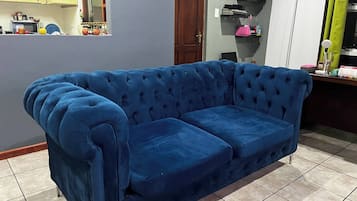 Apartment, 3 Bedrooms | Living area
