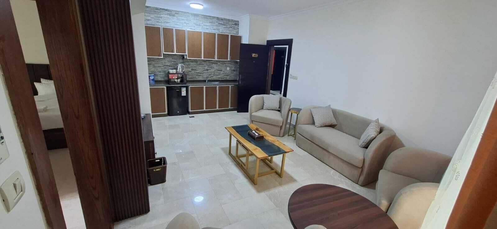 Suite estudio junior, vistas a la ciudad | Zona de estar