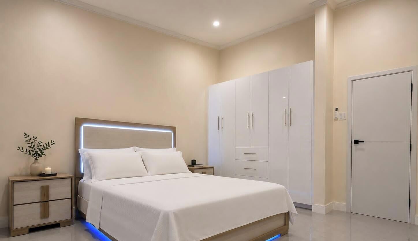 Iron/ironing board, WiFi (free), bed sheets