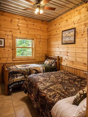 4 bedrooms, free WiFi - Bosco’s Dream
A Cozy Rustic Lodge/4BR/Perfect for Groups (Frederick)