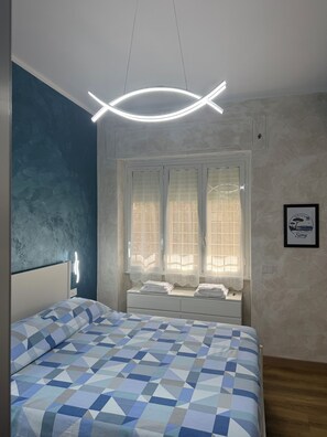 Room - Vrbo Property (Lido di Ostia)