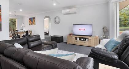 Raceview Retreat……..