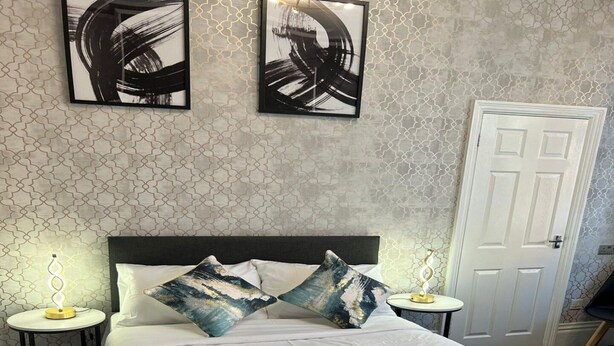 Unclassified image, 1 of 47, button - Standard Double Room (Eastbourne)