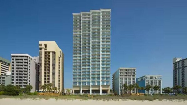 Exterior - Spacious 2-Bedroom Oceanfront Suite (Myrtle Beach)