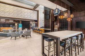 Dining - Spacious 2-Bedroom Oceanfront Suite (Myrtle Beach)