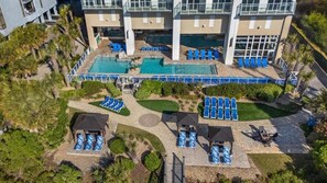 Exterior - Spacious 2-Bedroom Oceanfront Suite (Myrtle Beach)