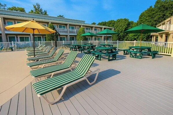 Unclassified image, 1 of 24, button - Players Club Resort - 2 Bedroom Suite (Hilton Head Island)