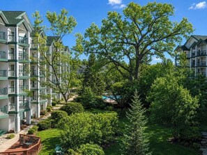 Exterior - Spacious 3-Bedroom Oceanfront Condo (Branson)