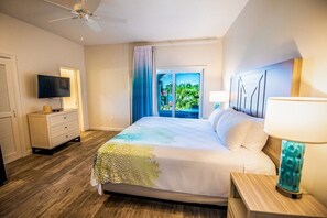 Room - Studio Sleeps 4 w/ Pool & Ocean View (Charlotte Amalie)