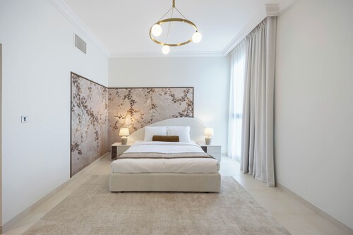 Bloomfields 5BR plus M Villa in West Yas