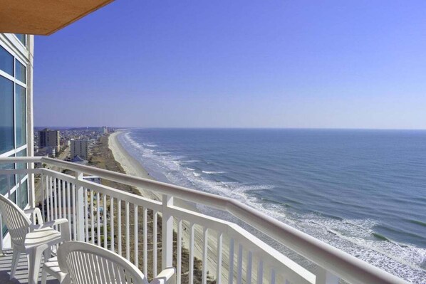 Property grounds - 2BR Oceanfront Condo w/ Pool & Views (North Myrtle Beach)