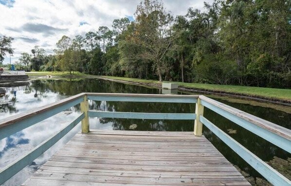 Property grounds - Spacious 2 BR Condo | Sleeps 6 | Full Kitchen (Kissimmee)