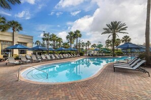 Pool - Charming Studio with AC & Contemporary Design (Orlando)