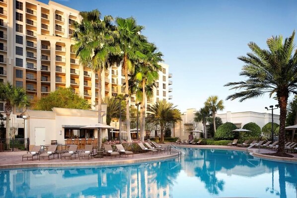 Pool - Charming Studio with AC & Contemporary Design (Orlando)