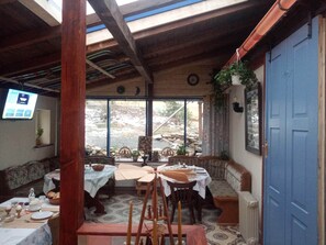 Dining - Vrbo Property (Marienberg)