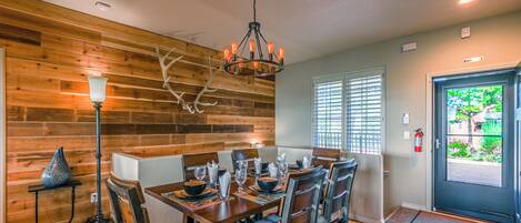 Dining room perfect for family meals
