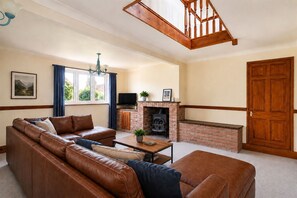 Unclassified image, 5 of 20, button - The Old Farmhouse - traditional rural-village home for up to nine guests. (Clifton)