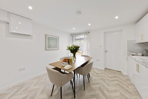 3 habitaciones y acceso a internet