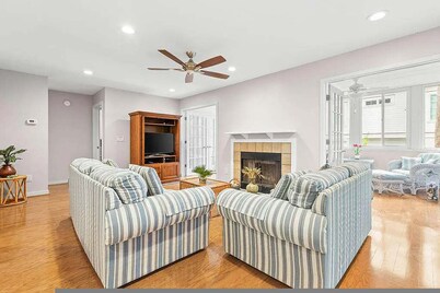Anchor Down - 2 Bed Beach Fun Dining Golf