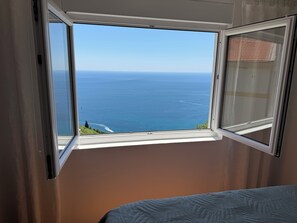 Room - Sea Time apartment with sea view (Budva)