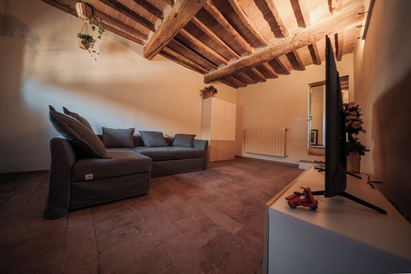 Unclassified image, 1 of 22, button - Vrbo Property (Volterra)