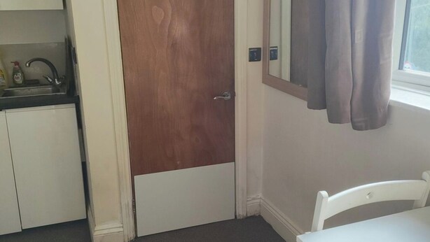 Interior - Studio Sleeps 2 With Parking (Edgware)