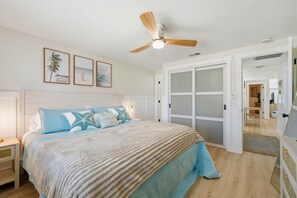Unclassified image, 4 of 45, button - Salt & Surf Cottage - Charming 2-bed house on Anna Maria Island w/ putting green (Holmes Beach)