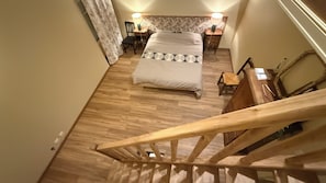 Iron/ironing board, WiFi (free), bed sheets - Vrbo Property (Bollène)