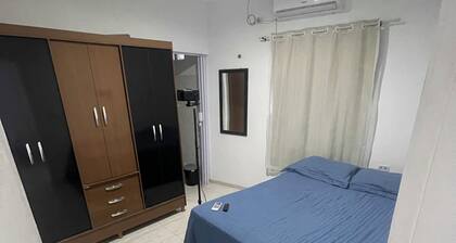 House with two en-suite bedrooms, double bedroom with Wi-Fi and air conditioning, near the city center.