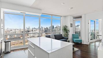 Condo clássico, sacada, vista para a cidade | Wi-Fi de cortesia