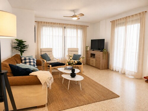 Beachfront El Morche / 4-Bedroom Ocean View