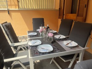 Buiten dineren