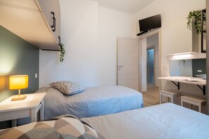 Room - Vrbo Property (Verona)
