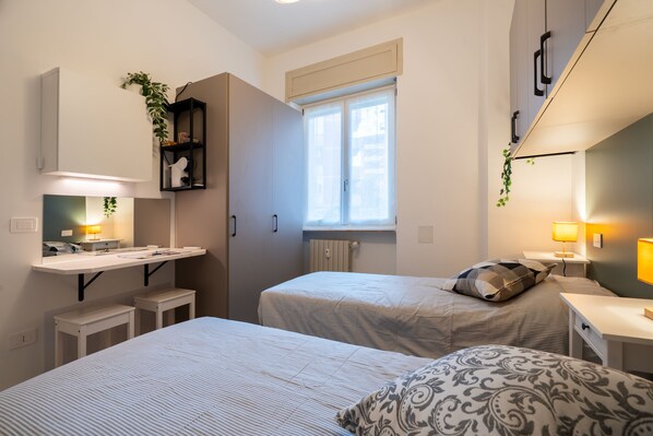 Room - Vrbo Property (Verona)