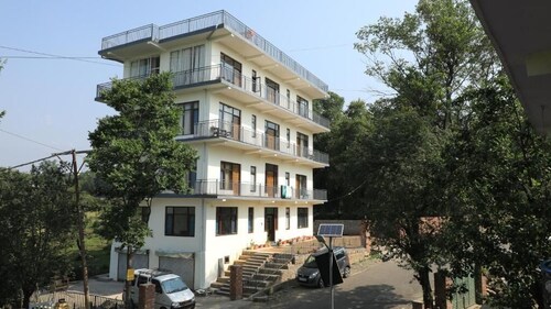 AeroVale Lodge