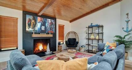 Private Pool Beach House King Suite + Family Fun
