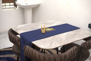 Dining - Serene 3-bedroom apartment. Includes Breakfast, Laundry & SUV Shuttle (enugu)