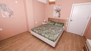 Room - Lujza 1-BDR cozy APT, free parking, near the lake (Ohrid)