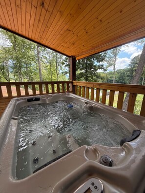 Unclassified image, 2 of 45, button - 4 Beds, 2 Hot tubs, 2 Fire pits, 3 Deck, Creekside Cabin in the Smokies (Maggie Valley)