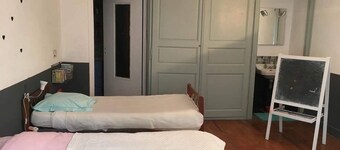 Large, charming house in Montoison—9 bedrooms