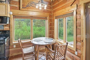 Dining - Serene 1-bedroom Log Cabin on Lake Superior's South Shore (Port Wing)