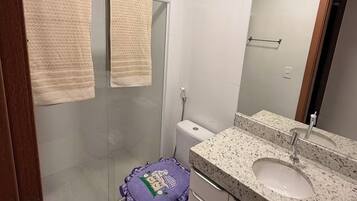 Shower, bidet, towels, soap