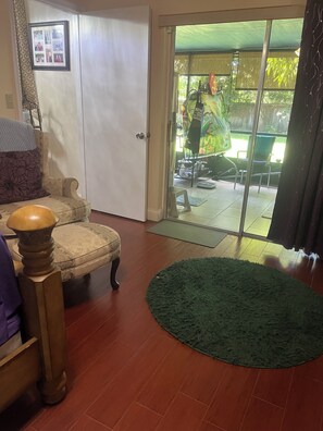 Interior - Peaceful 1-bedroom house with AC in Royal Palm Beach (Royal Palm Beach)