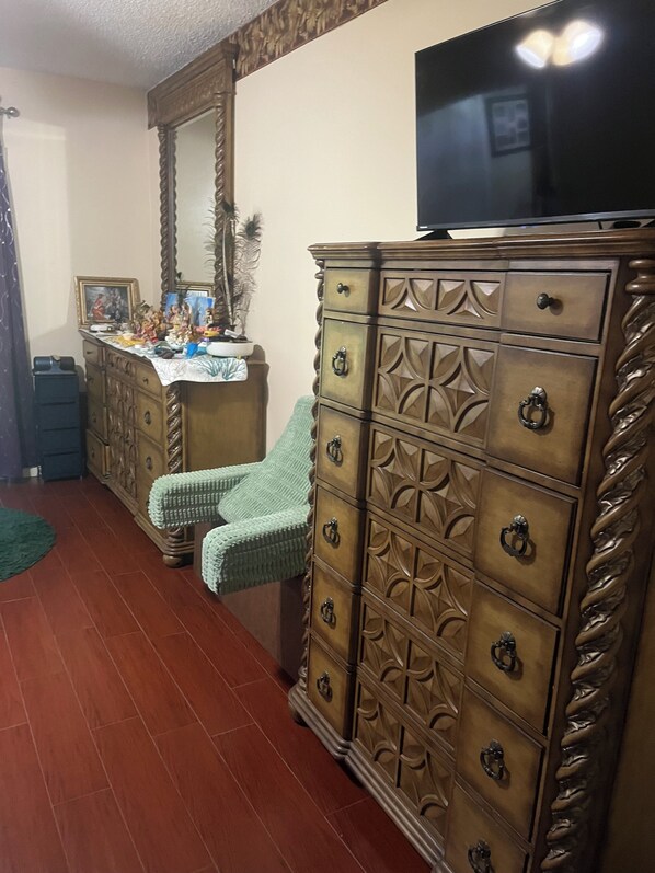 Interior - Peaceful 1-bedroom house with AC in Royal Palm Beach (Royal Palm Beach)