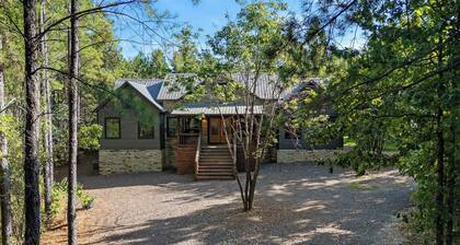 Sweet Magnolia - 3BR Cozy Cabin